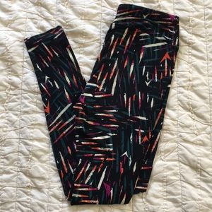 Black LulaRoe Printed OS leggings